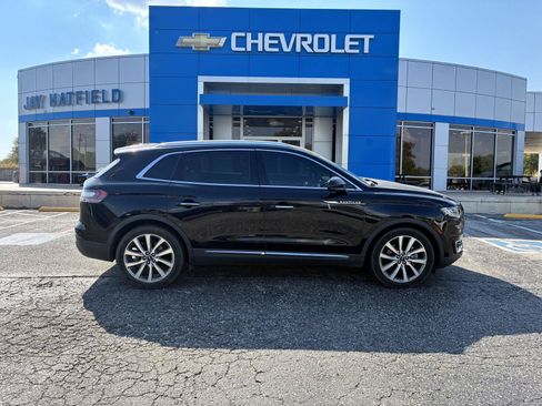 Used 2019 Lincoln Nautilus Select FWD image 1