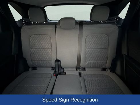 Used 2022 Ford Escape SE FWD image 18