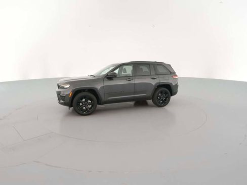 New 2025 Jeep Grand Cherokee Limited image 5
