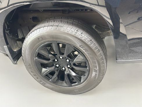 Used 2024 Chevrolet Silverado 1500 Custom RWD image 11