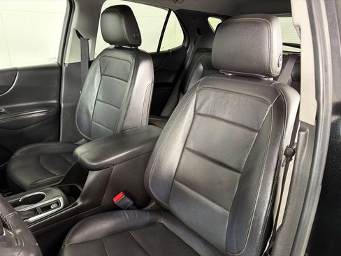 Used 2018 Chevrolet Equinox Premier FWD image 11