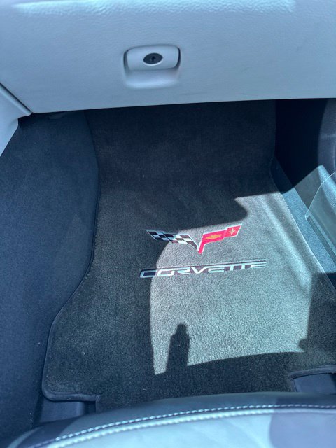 Used 2007 Chevrolet Corvette Coupe w/ Preferred Equipment Group RWD image 29