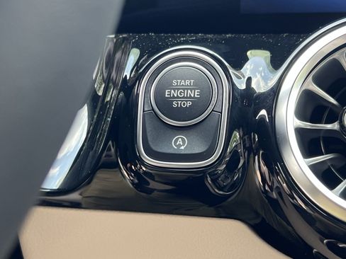 New 2026 Mercedes-Benz GLA 250 4MATIC image 38