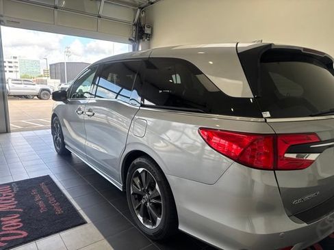 Used 2023 Honda Odyssey Elite image 20