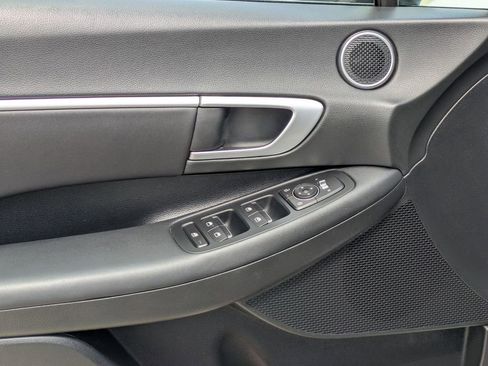 Used 2025 Hyundai Sonata SEL FWD image 13