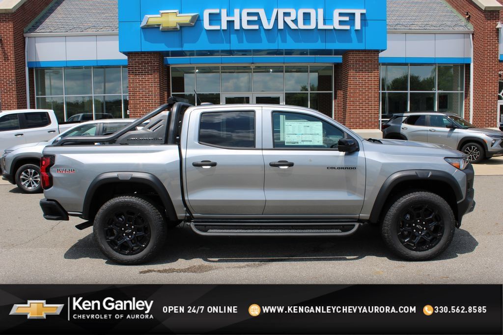 New 2026 Chevrolet Colorado Trail Boss w/ Midnight Edition AWD/4WD 360° Tour