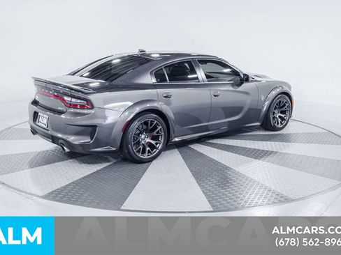 Used 2022 Dodge Charger SRT Hellcat w/ Harman/Kardon Audio Group image 11