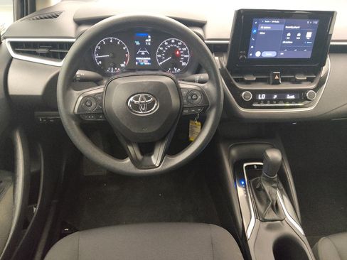 Used 2025 Toyota Corolla LE FWD image 22