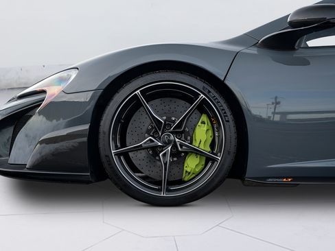 Used 2016 McLaren 675LT Coupe RWD image 33