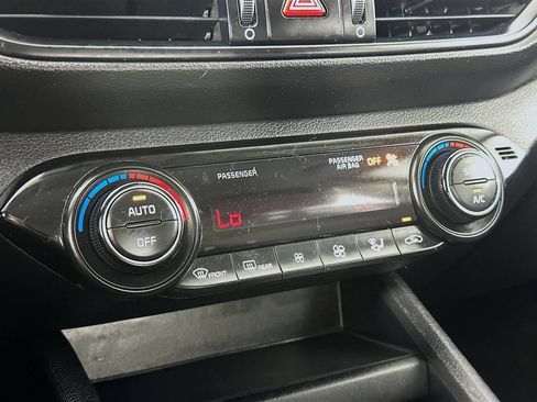 Used 2019 Kia Forte Sedan FWD image 22