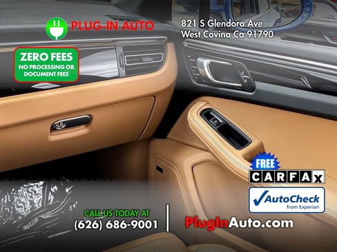 Used 2021 Porsche Macan S AWD/4WD image 18