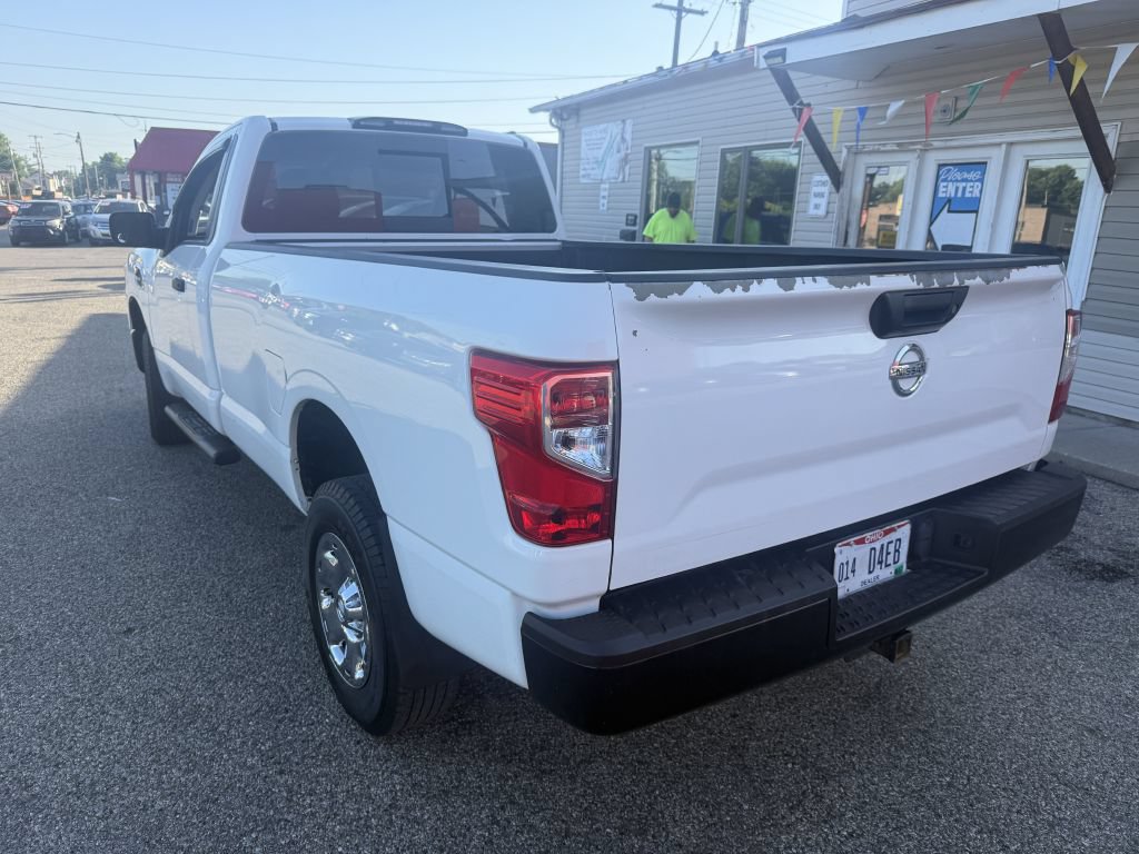 Used 2017 Nissan Titan S AWD/4WD image 3