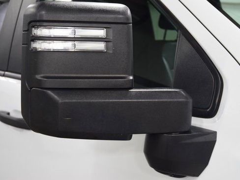 Used 2023 GMC Sierra 2500 Pro w/ Convenience Package image 11