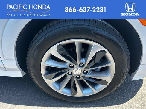 Used 2020 Buick Encore GX Essence w/ Advanced Technology Package FWD image 14