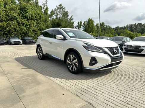Used 2022 Nissan Murano SL w/ SL Moonroof Package FWD image 13