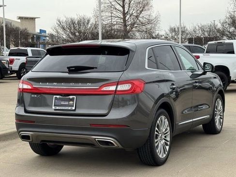 Used 2018 Lincoln MKX Reserve w/ Lincoln MKX Climate Package image 5