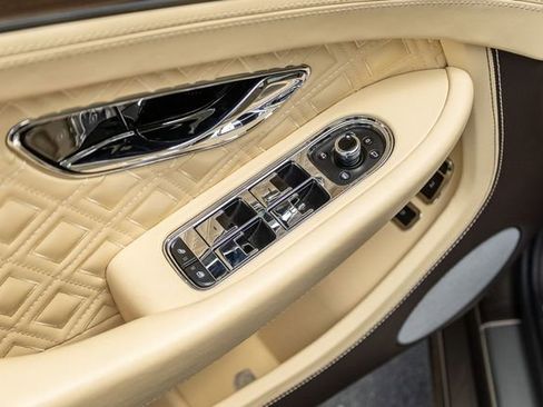 Used 2022 Bentley Continental GT AWD/4WD image 14