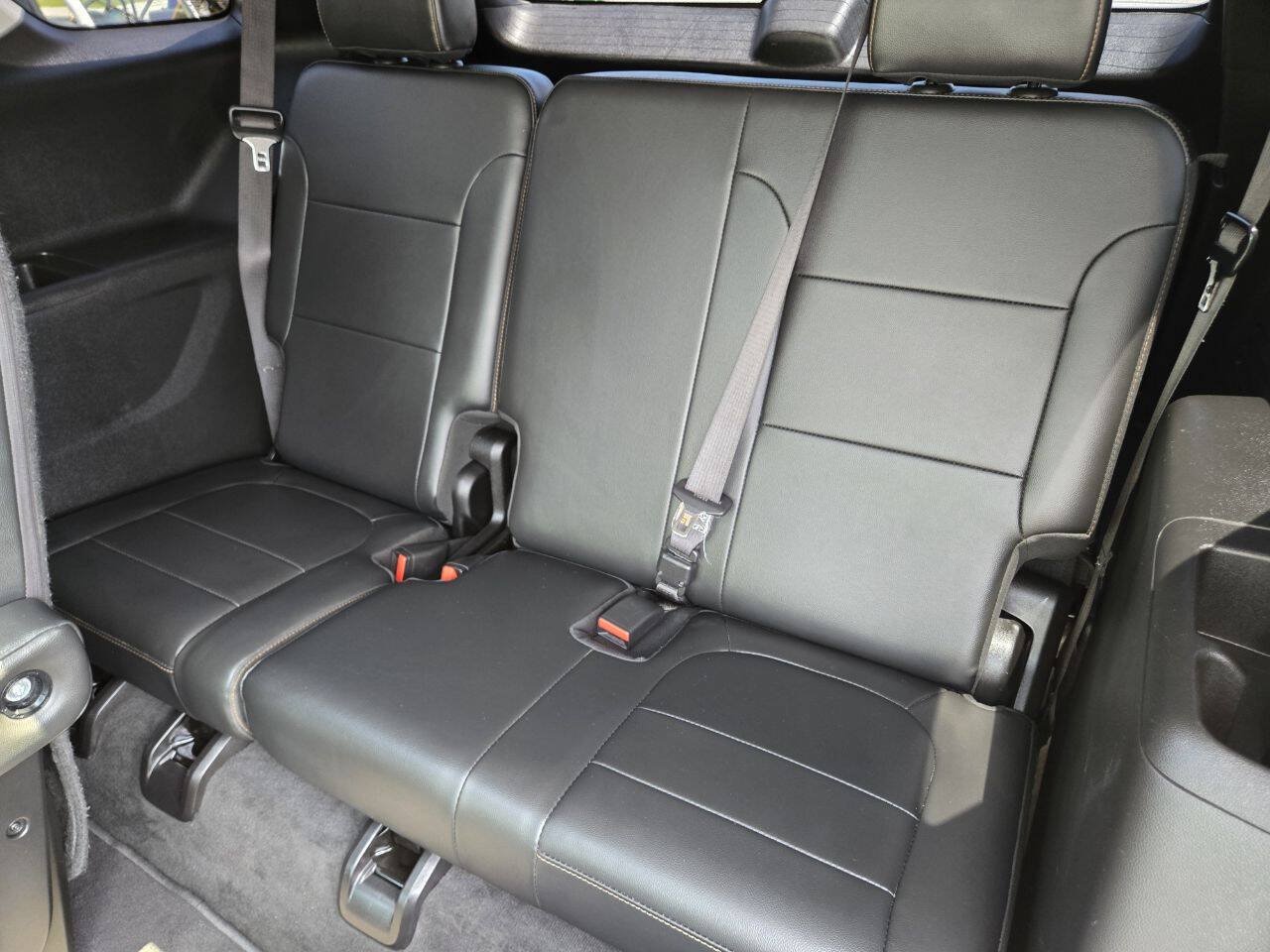 Used 2019 Chevrolet Traverse LT w/ LT Premium Package FWD image 45