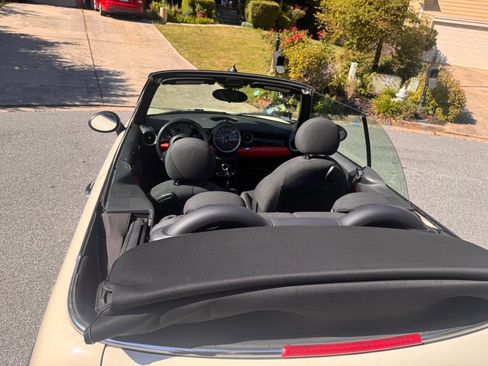 Used 2015 MINI Cooper Convertible FWD image 31