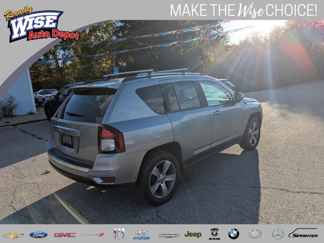 Used 2017 Jeep Compass High Altitude FWD image 3