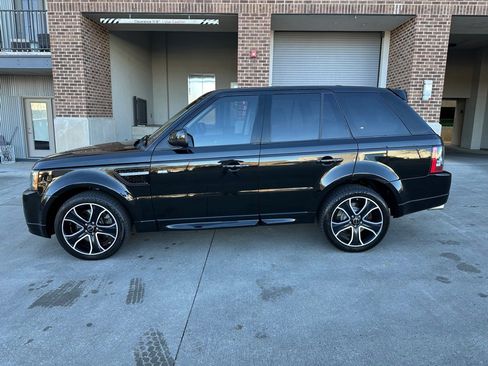 Used 2013 Land Rover Range Rover Sport HSE image 4