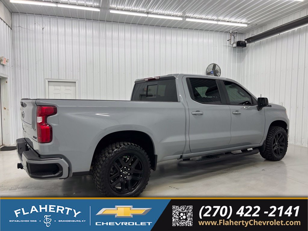 Used 2025 Chevrolet Silverado 1500 RST AWD/4WD image 2