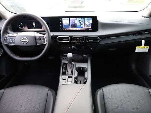 New 2026 Nissan Sentra SR w/ SR Premium Package FWD image 23