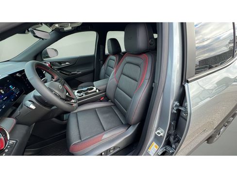 New 2026 Chevrolet Equinox RS image 24