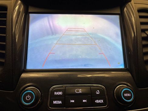 Used 2019 Chevrolet Impala LT image 15