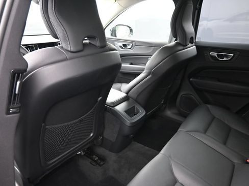 Used 2025 Volvo XC60 B5 Plus AWD/4WD image 22