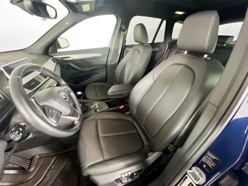 Certified 2022 BMW X1 xDrive28i w/ Convenience Package image 23