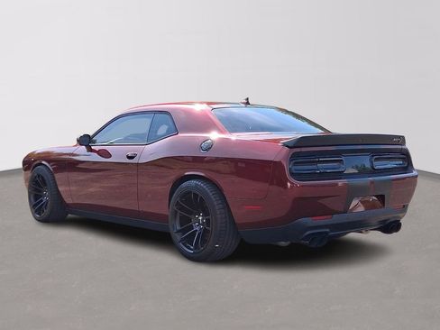 Used 2018 Dodge Challenger SRT Hellcat RWD image 4