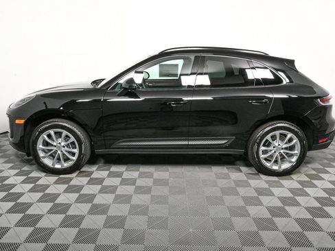 Used 2026 Porsche Macan image 2