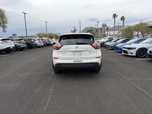 Used 2015 Nissan Murano SV w/ Premium Package image 6