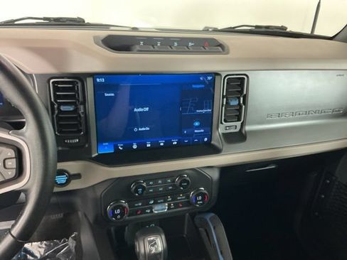 Used 2023 Ford Bronco Wildtrak AWD/4WD image 20