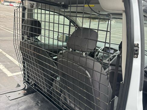 Used 2016 Ford Transit Connect XLT image 18