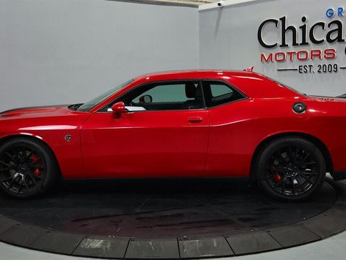 Used 2016 Dodge Challenger SRT Hellcat RWD image 7