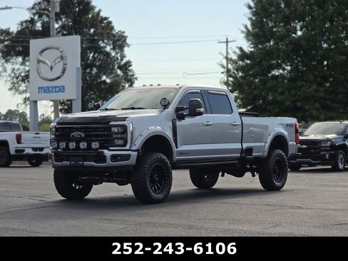 Used 2024 Ford F350 Lariat w/ Lariat Ultimate Package AWD/4WD image 3