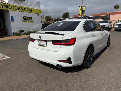 Used 2019 BMW 330i Sedan w/ Convenience Package RWD image 3