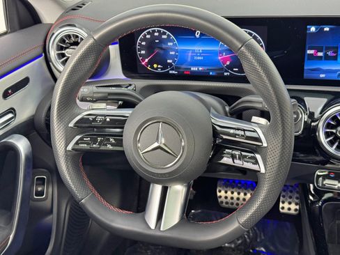 Used 2024 Mercedes-Benz CLA 250 4MATIC image 20