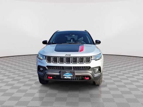 New 2026 Jeep Compass Trailhawk w/ Sun, Sound & Navigation Group image 3