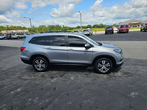 Used 2017 Honda Pilot EX-L image 4