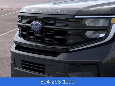 New 2026 Ford Expedition Active RWD image 19