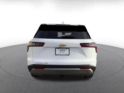 Used 2025 Chevrolet Equinox LT AWD/4WD image 12
