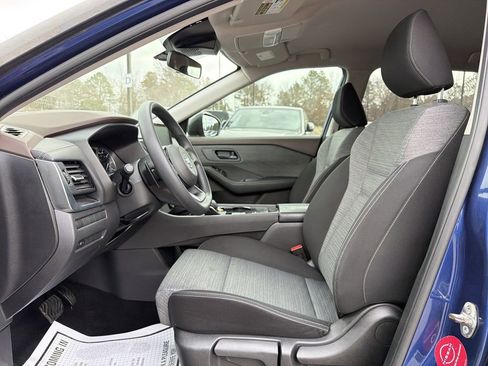 Used 2021 Nissan Rogue S image 9