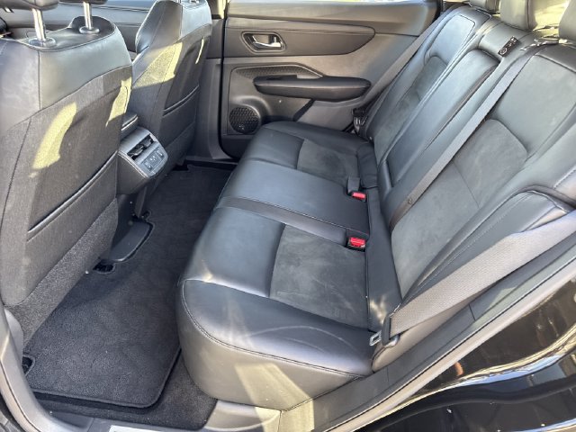 Certified 2024 Nissan Ariya AWD image 14