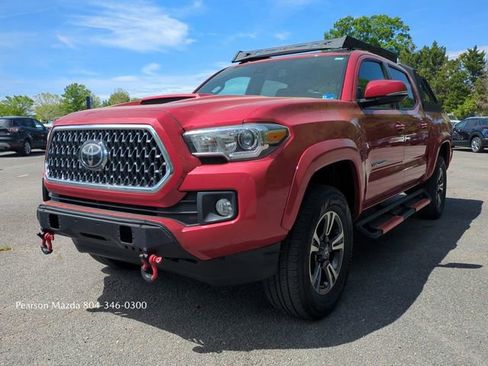 Used 2019 Toyota Tacoma TRD Sport image 9
