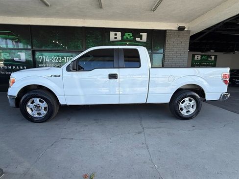 Used 2014 Ford F150 XLT w/ Trailer Tow Package image 4