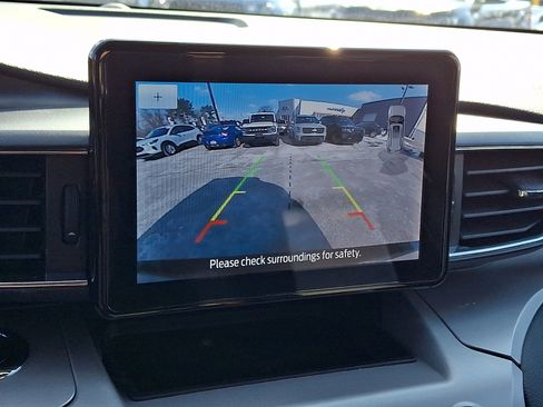 Certified 2023 Ford Explorer XLT w/ Equipment Group 202A image 20