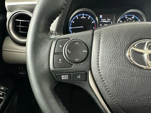 Used 2017 Toyota RAV4 Limited w/ Advanced Technology Package AWD/4WD image 19